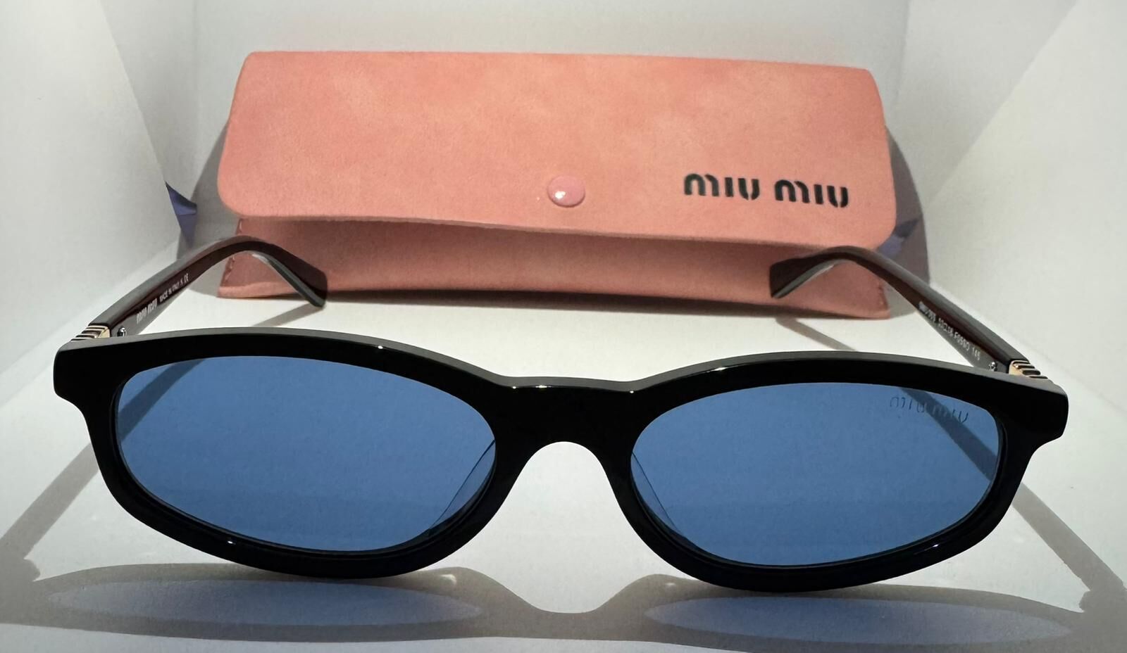 Miu Miu Smu 06s 53 18 f05so 145 Kadın Güneş Gözlüğü
